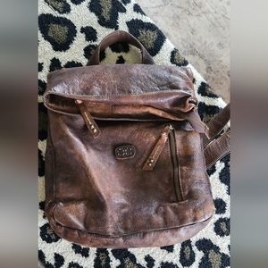 Bedstu Howie leather backpack like new